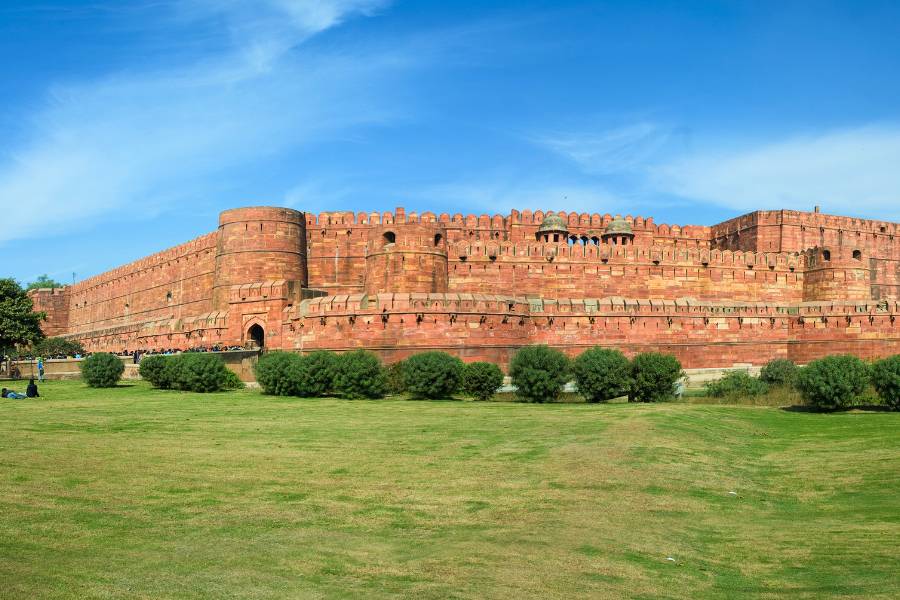 Mughal Marvels - Agra and Fatehpur Sikri from Delhi - Overnight Tour