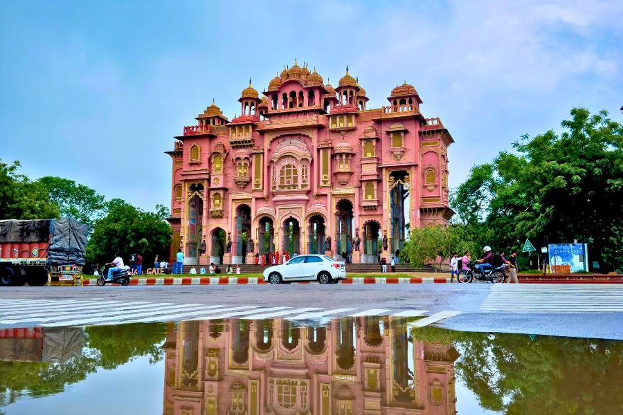 From Delhi: Jaipur City Private Day Tour by Car